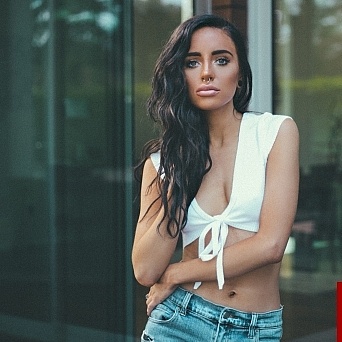 NAOMI WOODS &bull; THOUGHTS &bull; PHOTOS