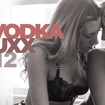 20251207_S05_AddisonSavvy_EditorialPhotos