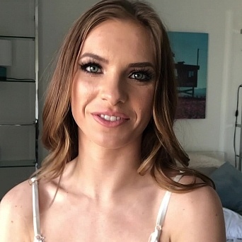 Summer Brooks - JeshByJesh